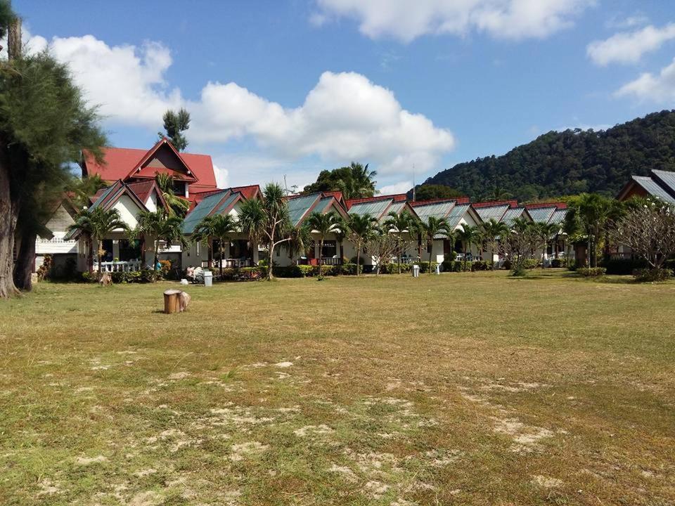 Klongdao Beach Resort 란타섬 외부 사진