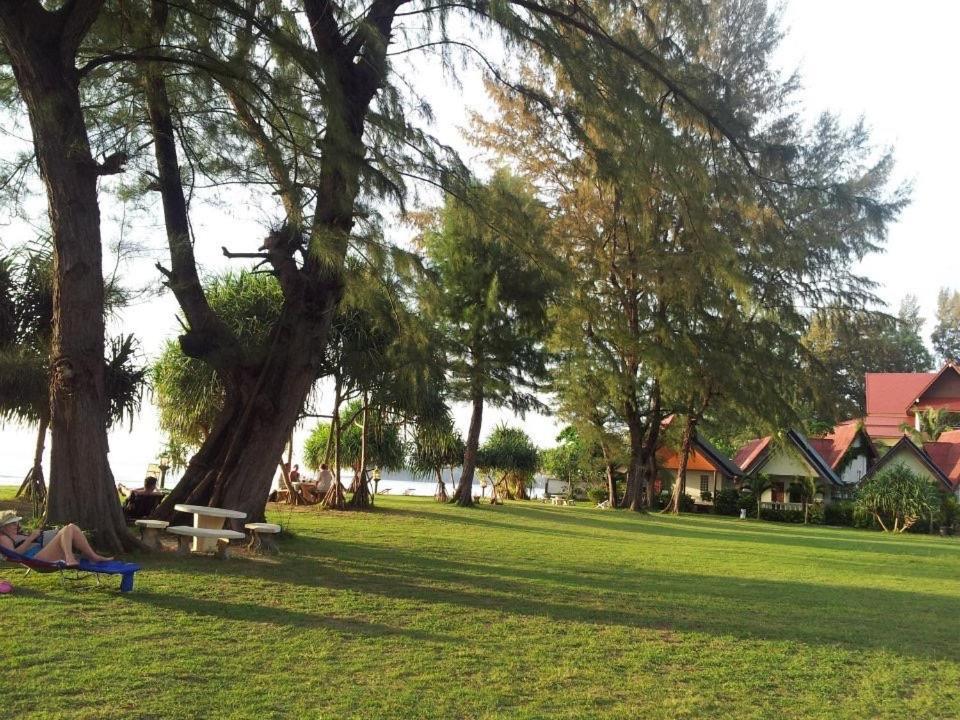 Klongdao Beach Resort 란타섬 외부 사진